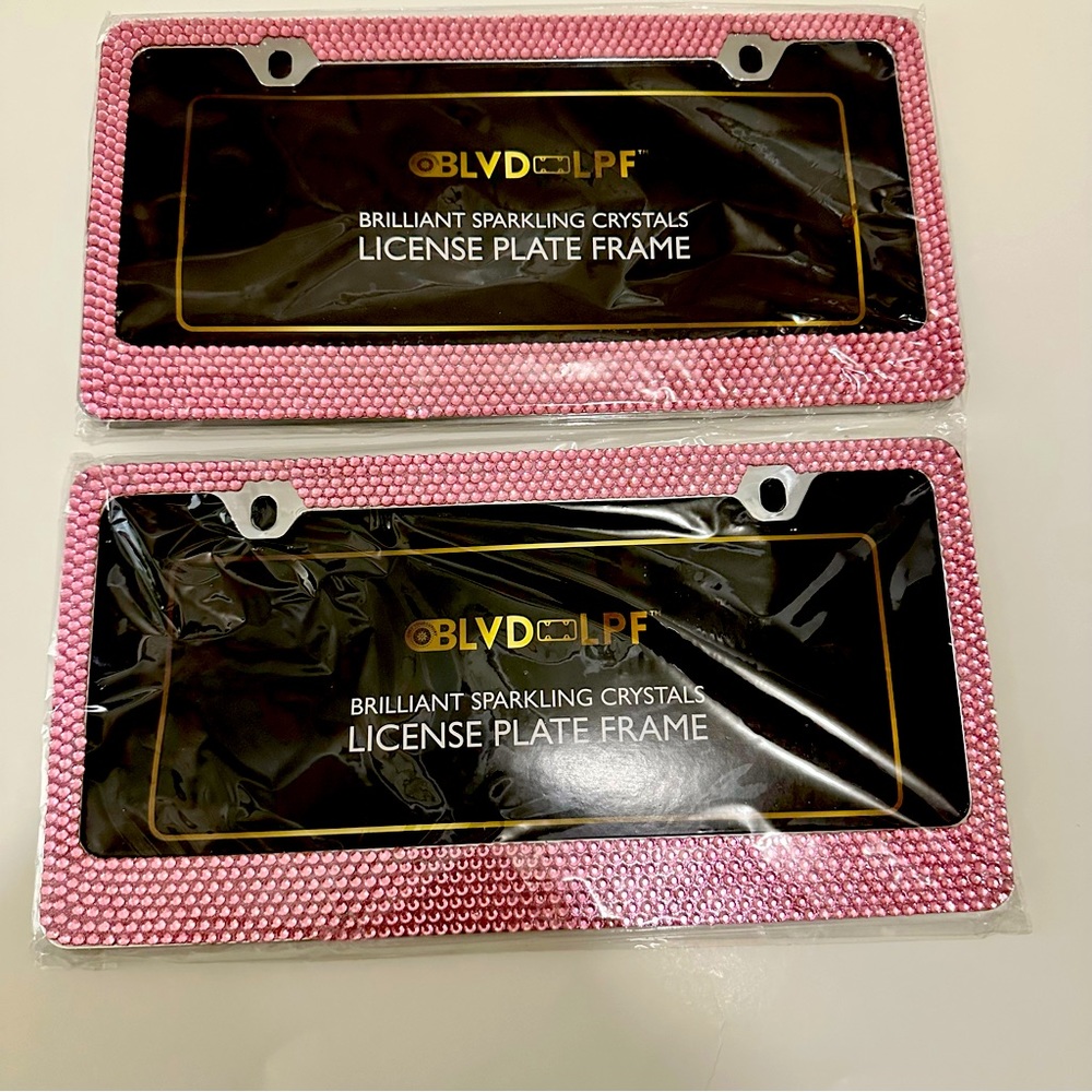 License plate frame